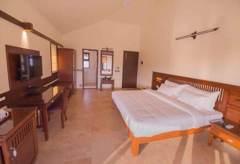 فندق Kyriad Prestige Riverside Amba Ghat