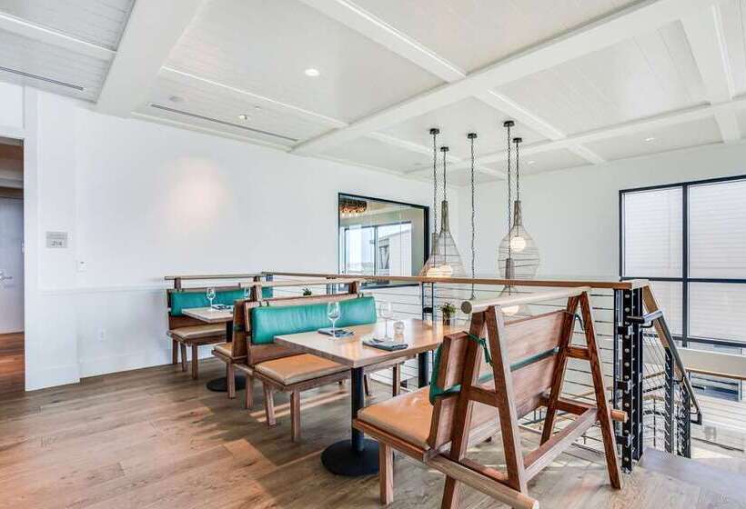 هتل The Lodge At Gulf State Park, A Hilton