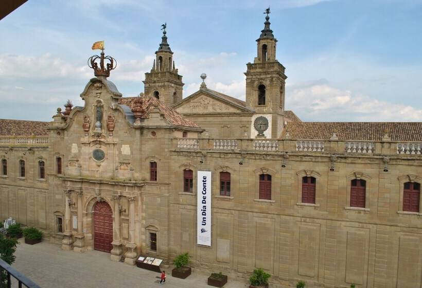 בית מלון כפרי Hostal Universitat