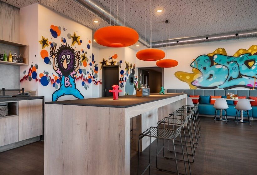 ホテル Holiday Inn   The Niu, Hide Berlin Friedrichshain, An Ihg