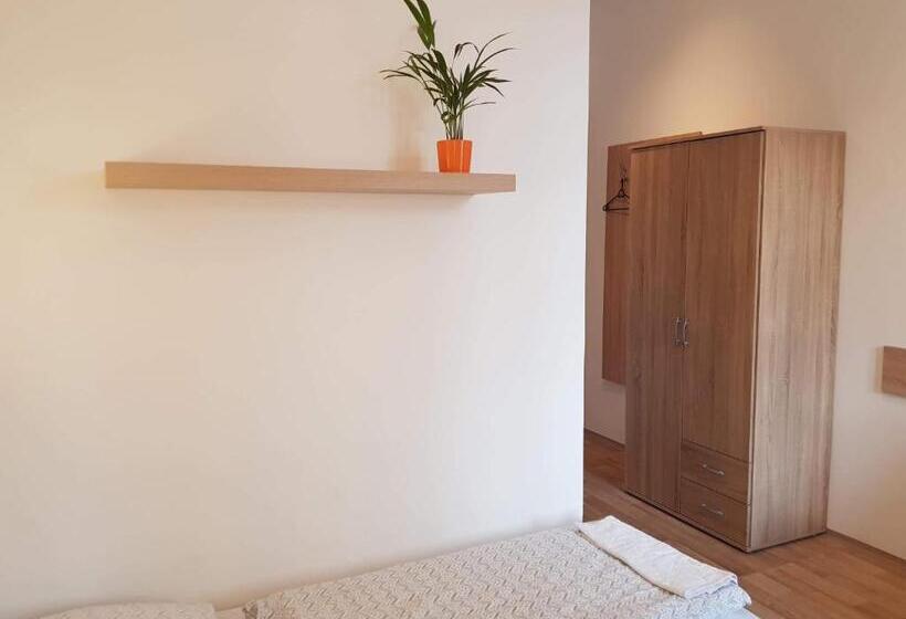 پانسیون Penzion Mar