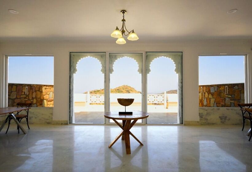 فندق Fateh Safari Suites By Fateh Collection