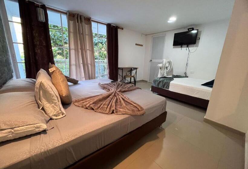 پانسیون Montes De Beraka