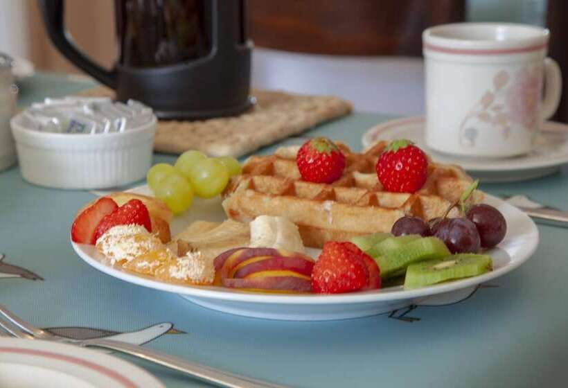 פנסיון The Waterfront