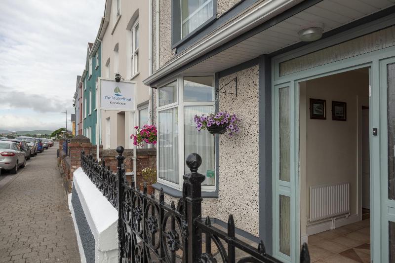 פנסיון The Waterfront