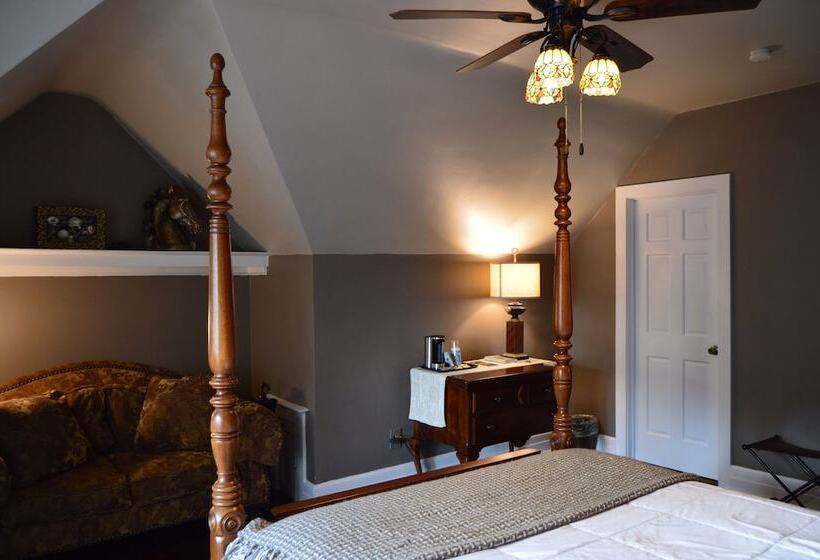 تختخواب و صبحانه 300 Clifton