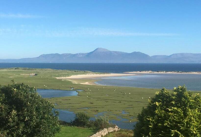 مبيت وإفطار Mcloughlins Of Mulranny