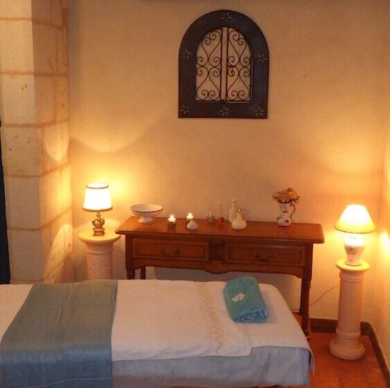 ベッドアンドブレックファースト Le Manoir De La Baldette