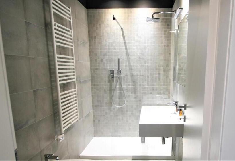 تختخواب و صبحانه Marconi 1935