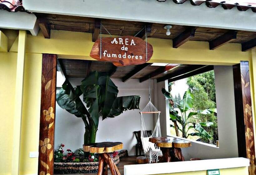 پانسیون Hostal Mariscal Sucre