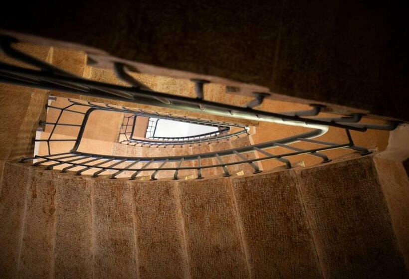 پانسیون Torrione Trento