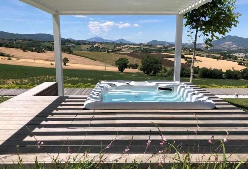 住宿加早餐  Serre Alte Landscape Luxury Rooms