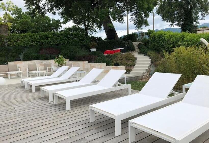 住宿加早餐  Serre Alte Landscape Luxury Rooms