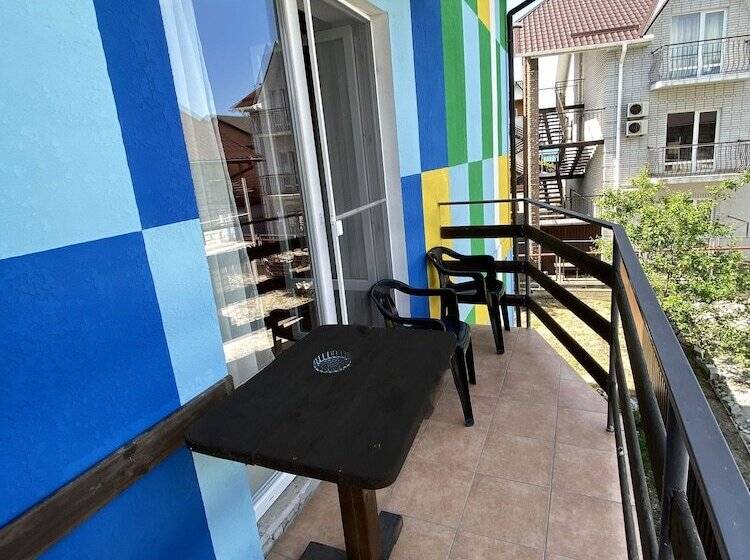 ペンション Element