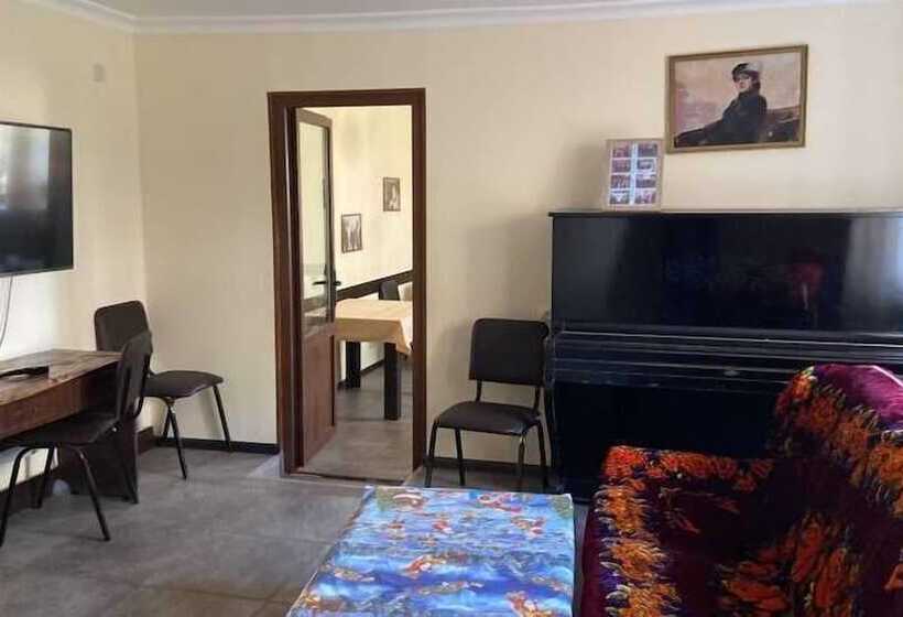 پانسیون Guesthouse M22