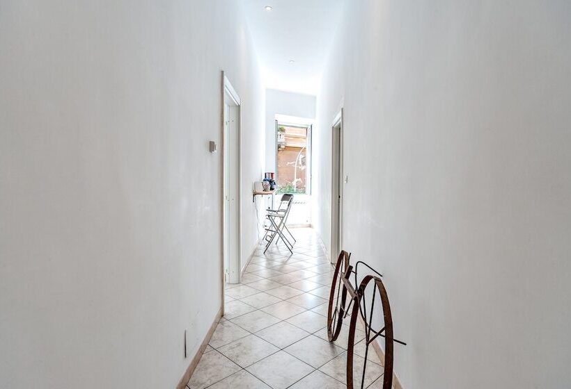 پانسیون Smoorooms Ostiense