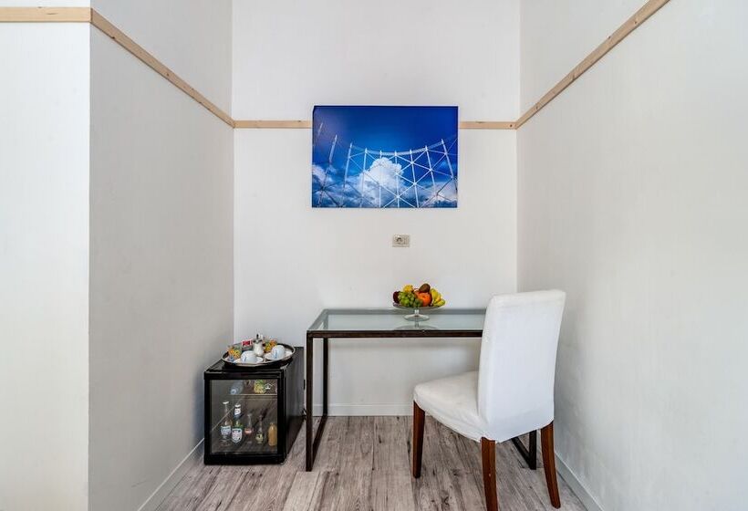 پانسیون Smoorooms Ostiense