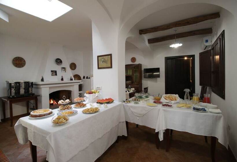 Hotel Ghivine Albergo Diffuso