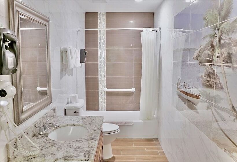 旅馆 Norwalk Inn & Suites