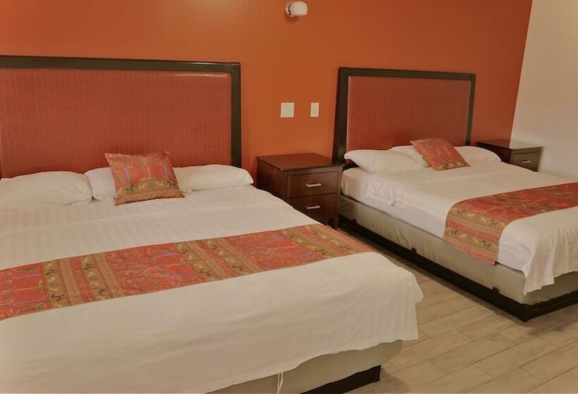 فندق صغير Norwalk Inn & Suites
