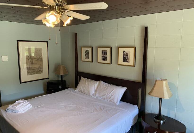 호스텔 Auberge Pique Nique