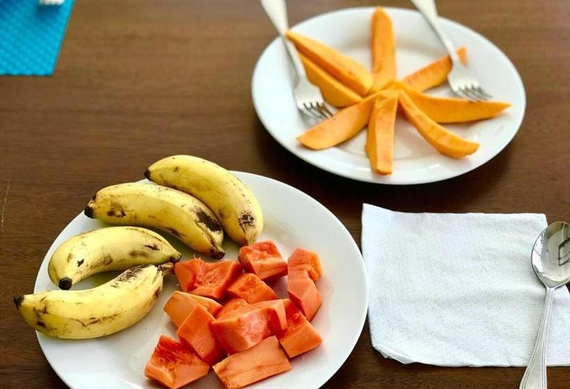 膳宿费 Villa On The Edge