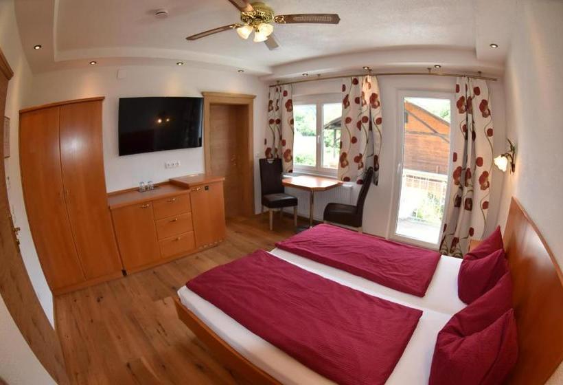 تختخواب و صبحانه Seebär Velden