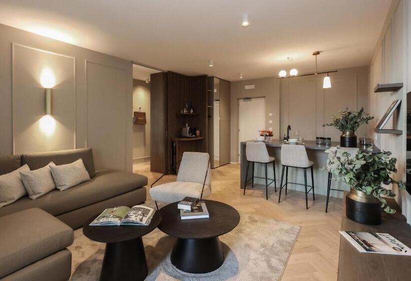 هتل Lingers Suites & Residence
