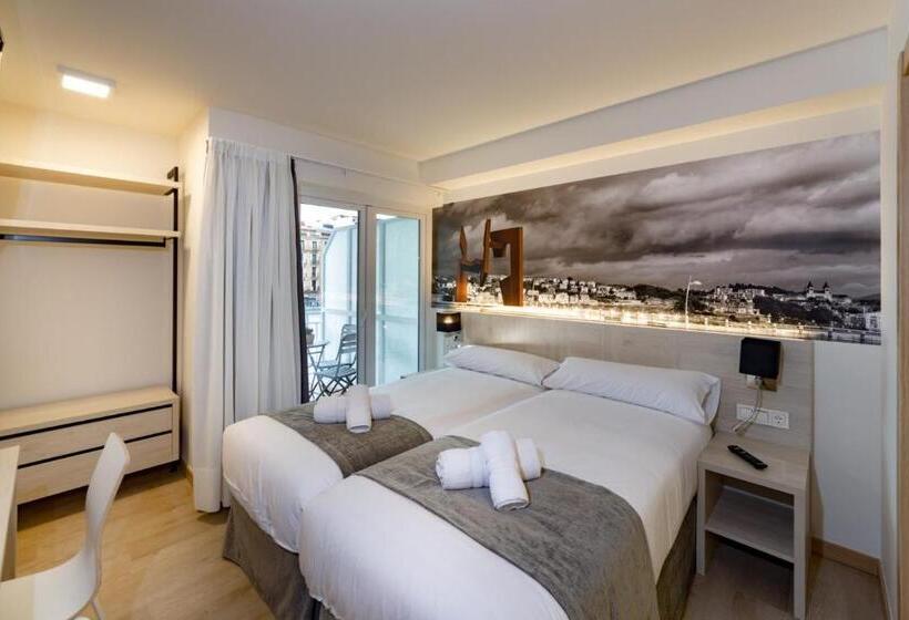 پانسیون Atotxa Rooms