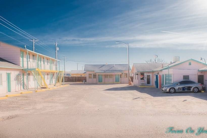 Bloomfield Motel