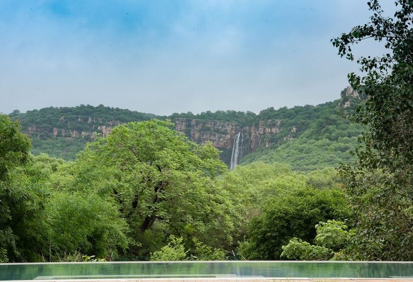 مبيت وإفطار Fateh S Retreat, Homestay