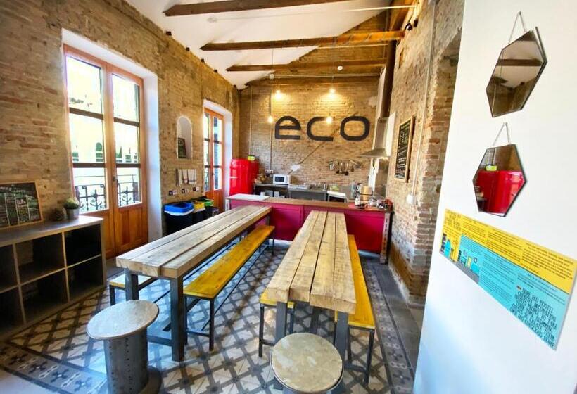 Eco Hostel