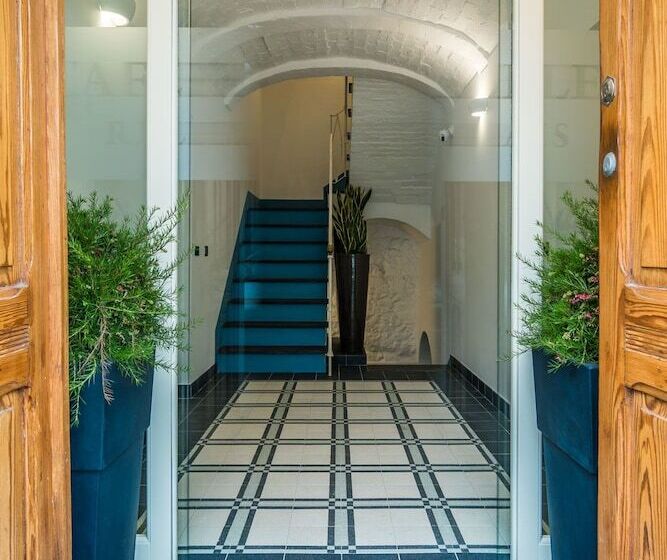 هتل Cafe Bleu Relais