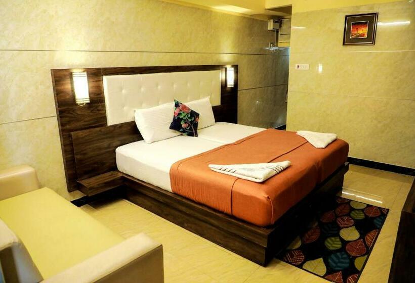 酒店 Ssk Grand Kanchipuram