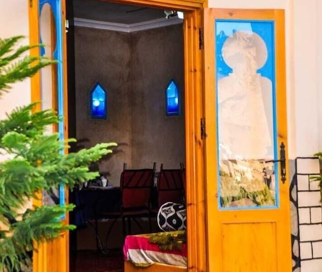 پانسیون Riad Iriki