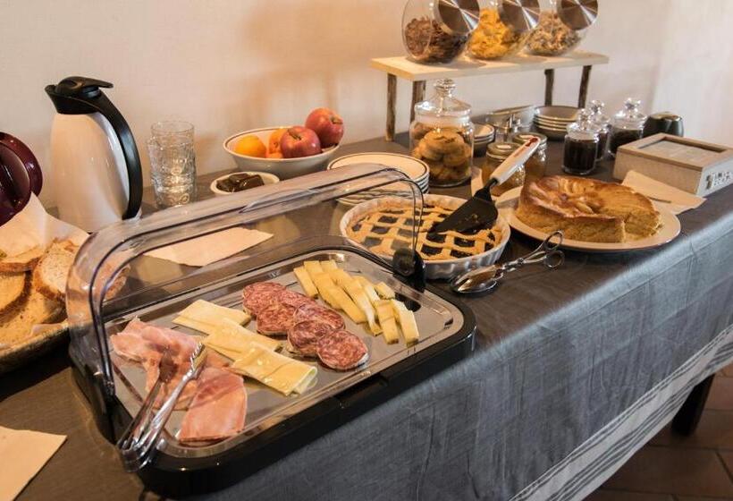 تختخواب و صبحانه Terre Boscaratto