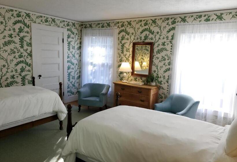 فندق صغير Harbourside Inn