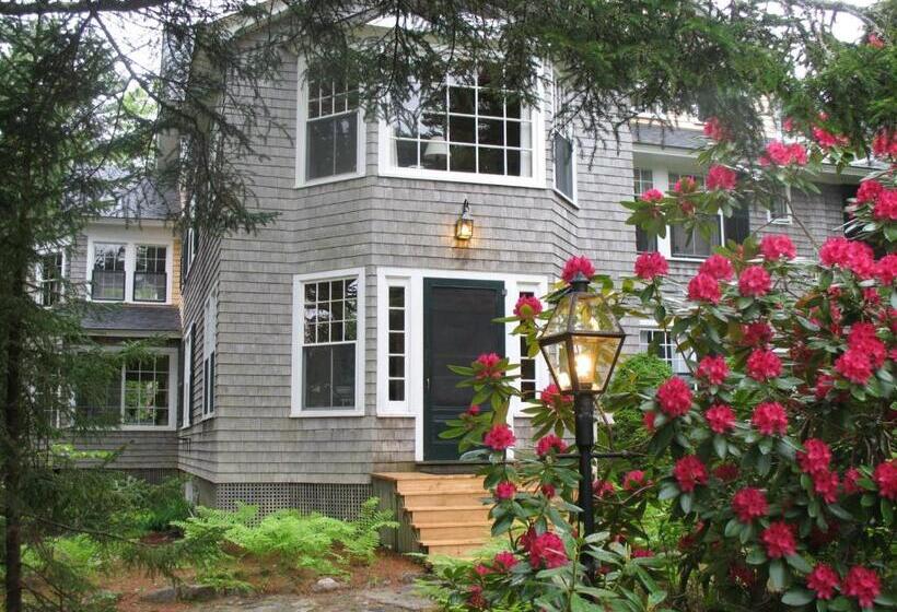 فندق صغير Harbourside Inn