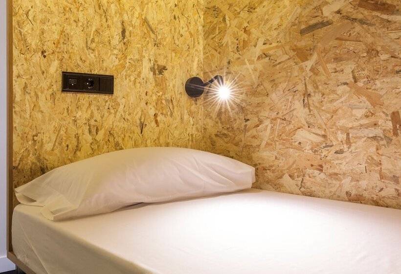 Bastardo Hostel