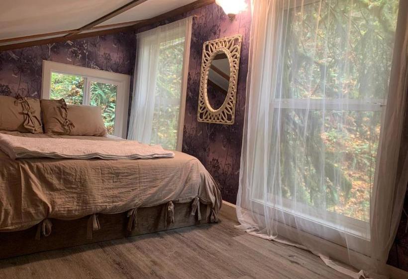 צימר Taylor Creek Lodge