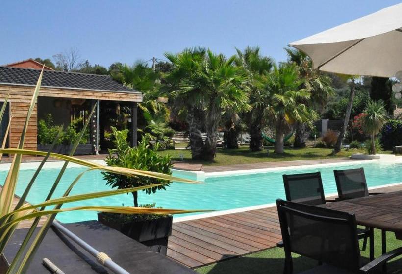 민박 Villacarroubier