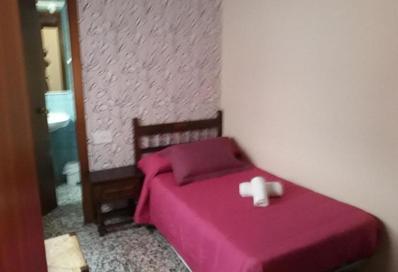 פנסיון Hostal Alcorisa
