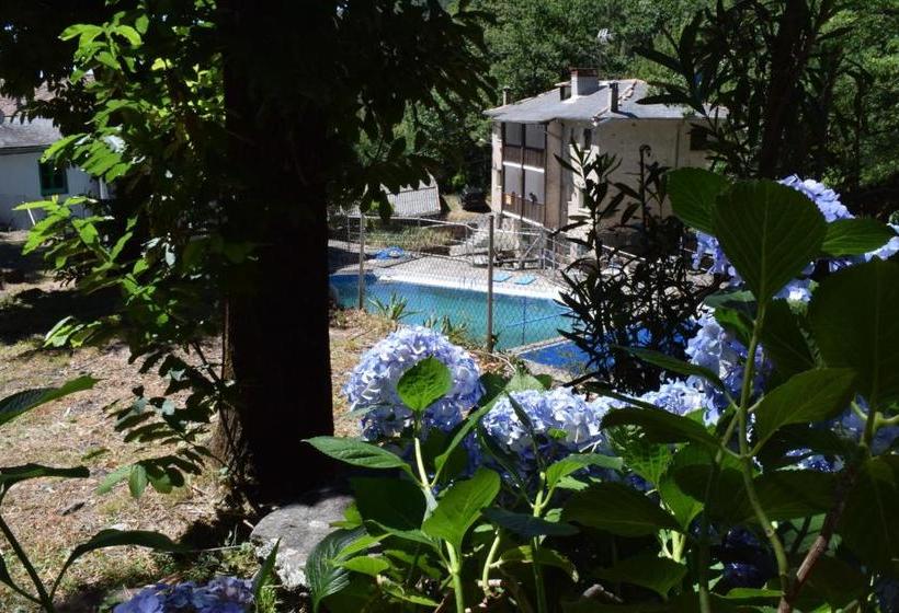 פנסיון Hostal Cielo De Gredos