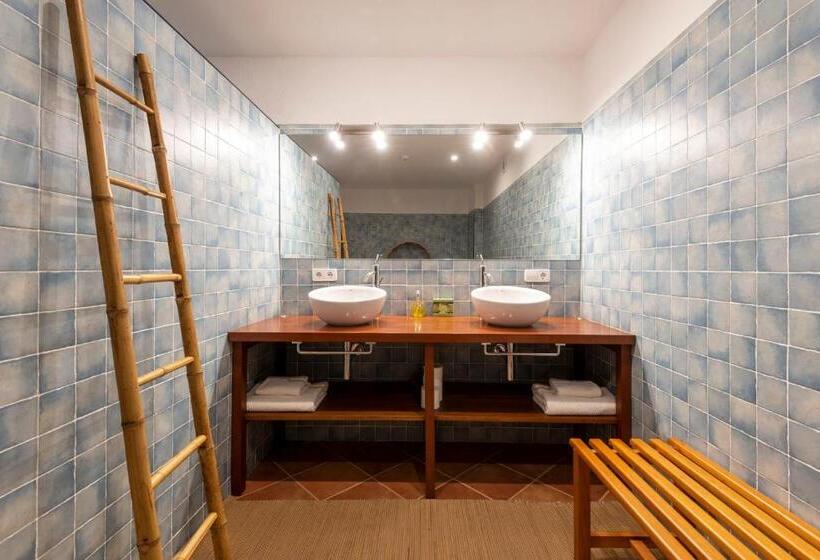 ペンション Hostal Can Xicu