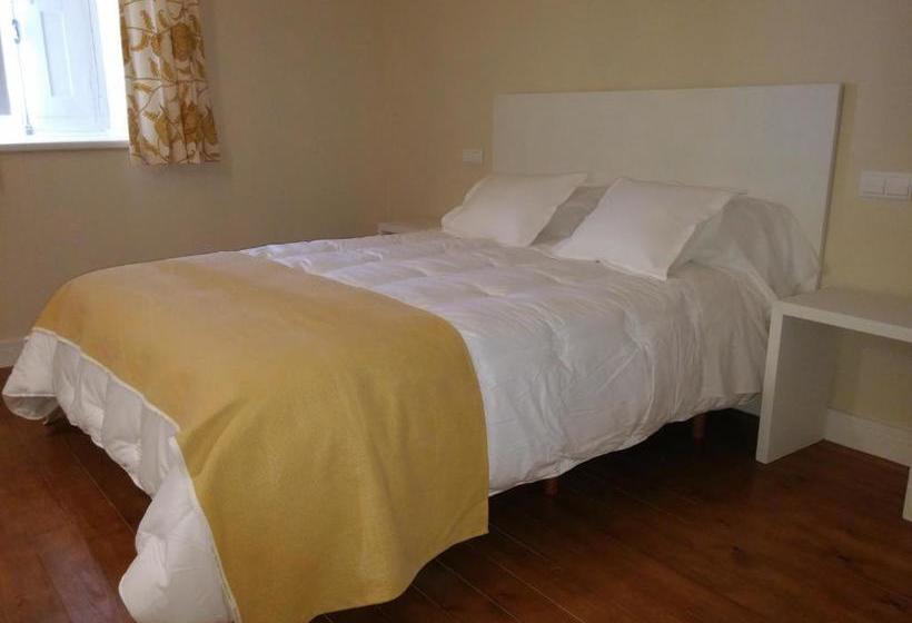 بنسيون Hostal Camponaraya