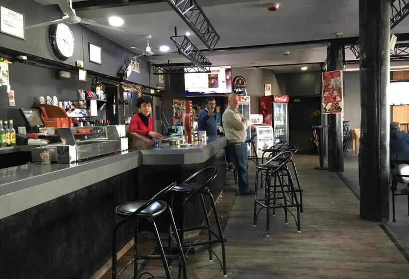 פנסיון Hostal Imaginatelo