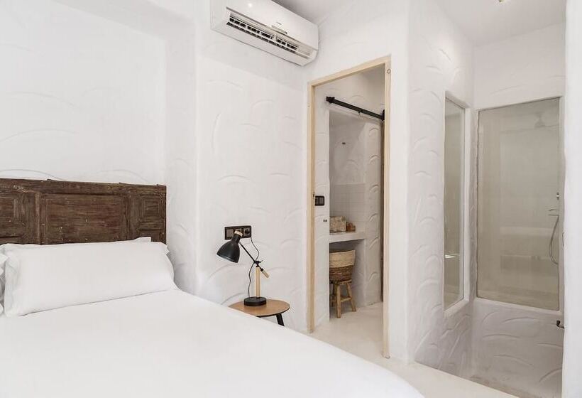 Общежитие La Fonda Antigua Adults Only