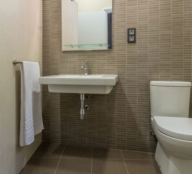 פנסיון Hostal Sant Miquel