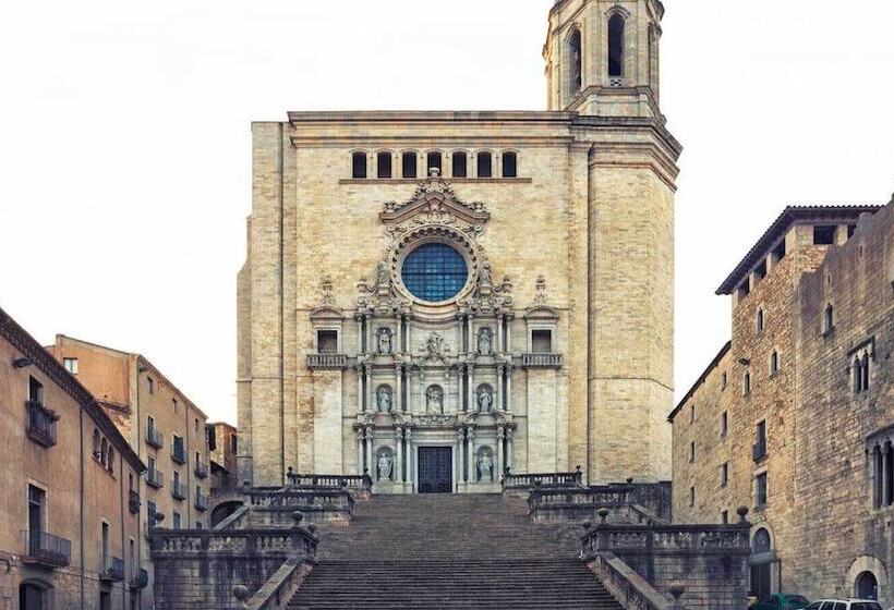 پانسیون Cal Nou 9   Adults Only