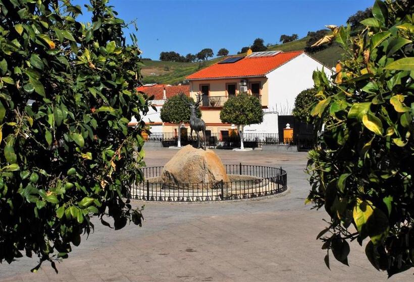 פנסיון Hostal La Encina
